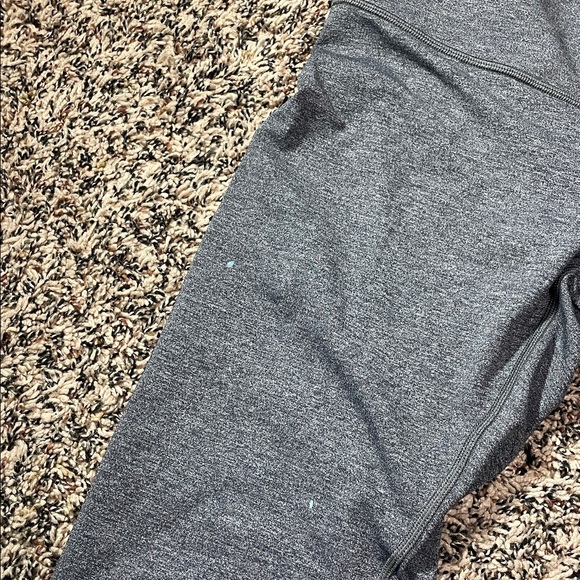Lululemon Wunder Under Vintage Low Rise 21” Heather Gray Leggings 8 | EUC/Stain - Picture 6 of 7